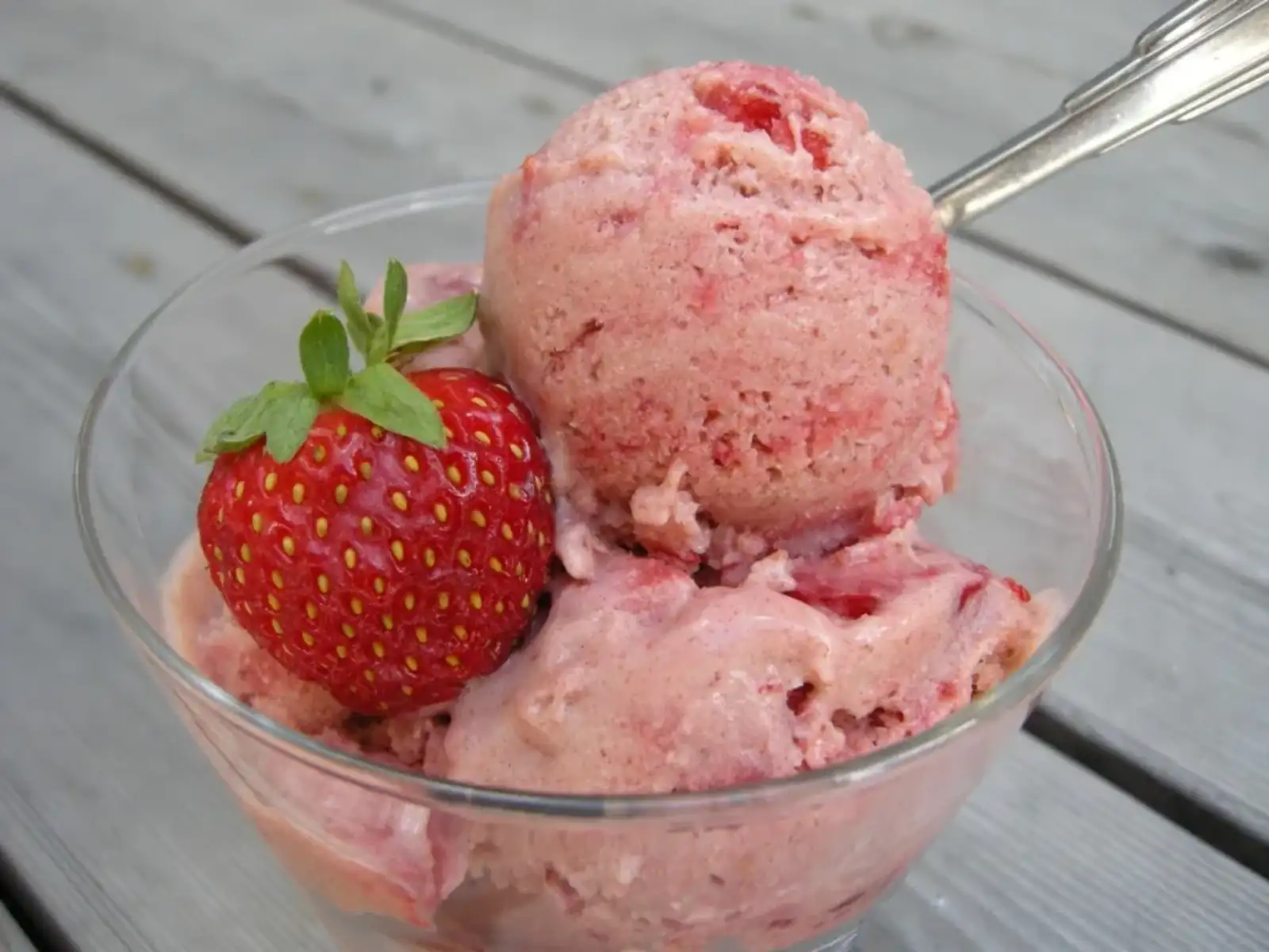 Παγωτό φράουλα