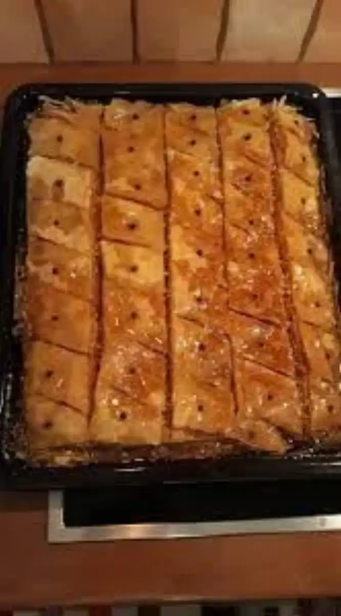 Μπακλαβού
