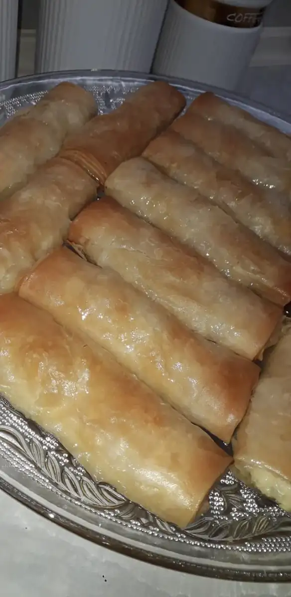 Μπουρεκάκια σιροπιαστά