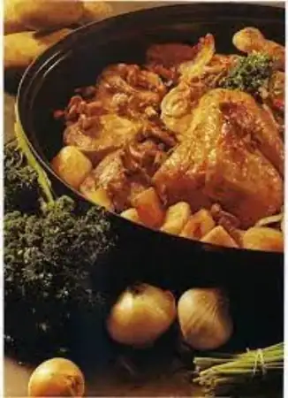 Φραγκόκοτα με λάχανο Μιλάνου,δαμάσκηνα και σάλτσα μαδέρα
