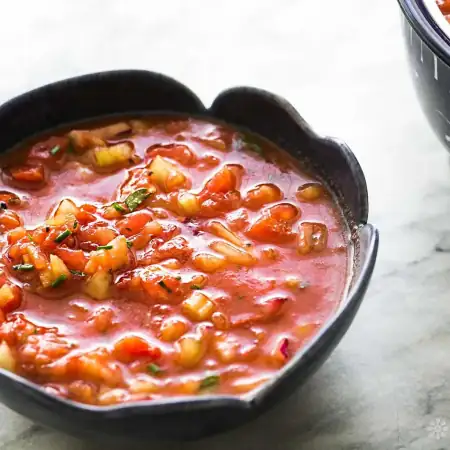 Γκασπάτσο (Σούπα με ντομάτα και αγγούρι)