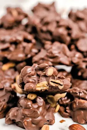 Σοκολατάκια με ξηρούς καρπούς