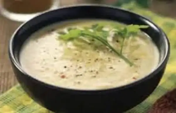 Σούπα με γιαούρτι (Γιαιλά Τσορμπά)